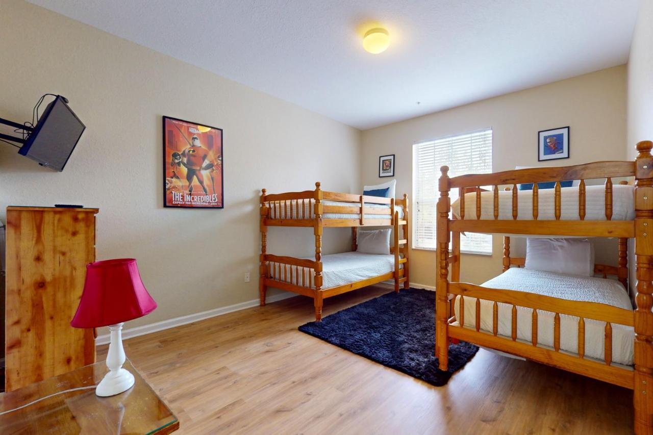 Almaton Apartman Orlando Szoba fotó